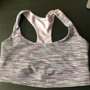 Lululemon sports bra